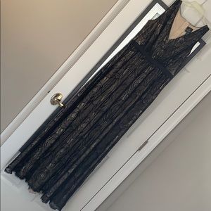 Gorgeous Adrianna Papell size 8 dress